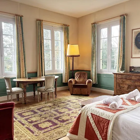 Belle Demeure Dans Un Grand Parc Arbore Holiday home