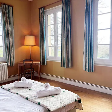 Belle Demeure Dans Un Grand Parc Arbore Holiday home *