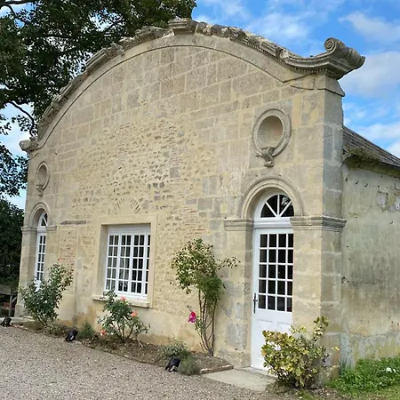 Belle Demeure Dans Un Grand Parc Arbore Holiday home *
