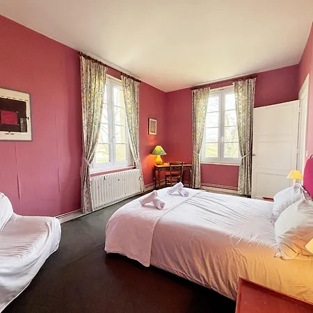 Belle Demeure Dans Un Grand Parc Arbore Holiday home