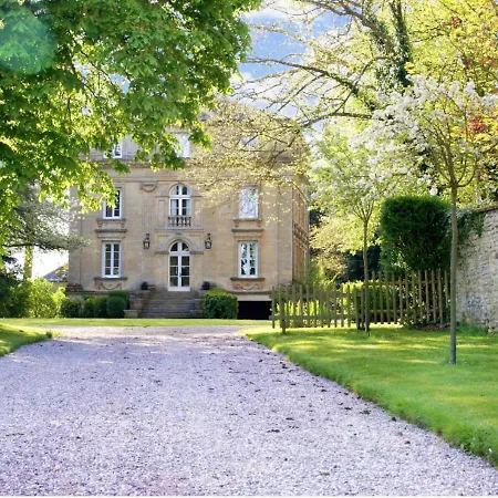 Belle Demeure Dans Un Grand Parc Arbore Holiday home *